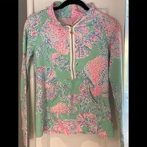 Lily Pulitzer 1/4 zip top, size XS.